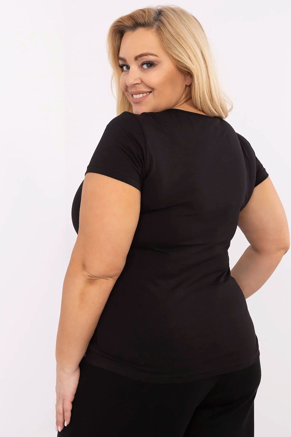 Plus size T-shirt model 211764 Relevance